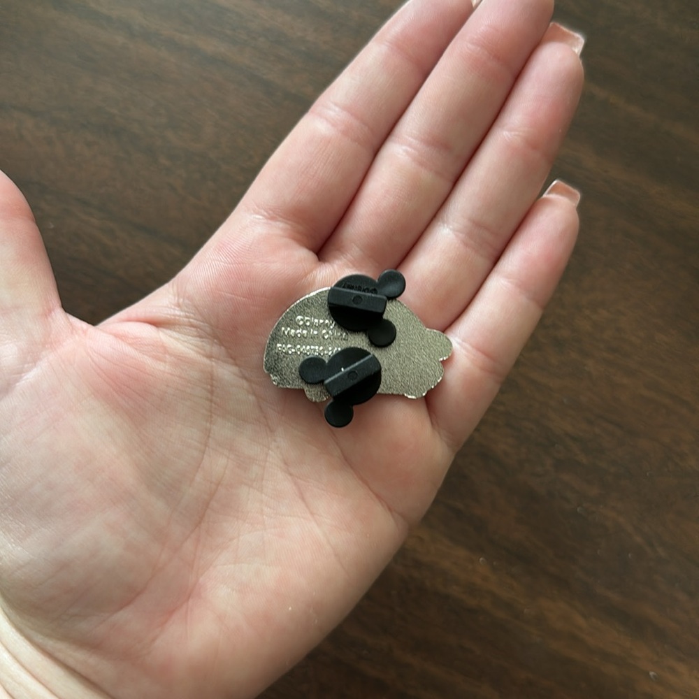 Disney+ Pin - Picture 4 of 4